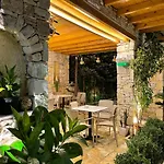 Arial Penthouse Aparthotel Vlorë