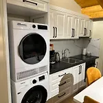 Arial Penthouse Aparthotel Vlorë