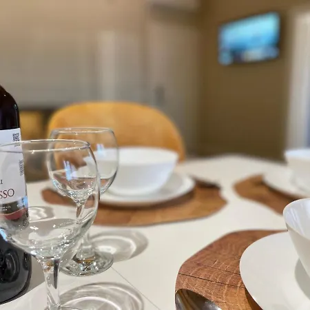 Arial Penthouse Aparthotel Vlorë