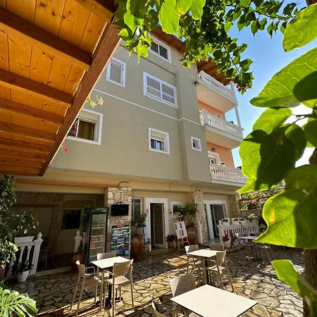 Arial Penthouse Aparthotel