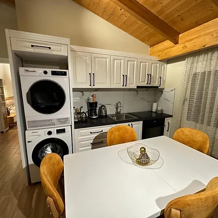 Aparthotel Arial Penthouse Vlorë