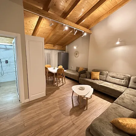 Arial Penthouse Apartmanhotel 3*