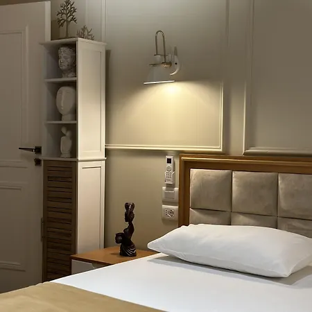 Arial Penthouse Apartmanhotel Vlora