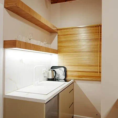 Arial Penthouse 3* Vlora