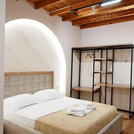 Arial Penthouse Apartmanhotel 3*