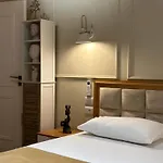 Arial Penthouse 3* Vlorë