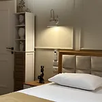 Arial Penthouse Lägenhetshotell Vlorë