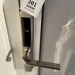 Arial Penthouse Aparthotel 3*