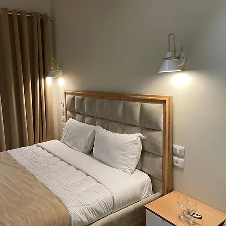 Aparthotel Arial Penthouse 3*