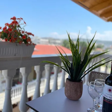 Apartahotel Arial Penthouse Vlorë