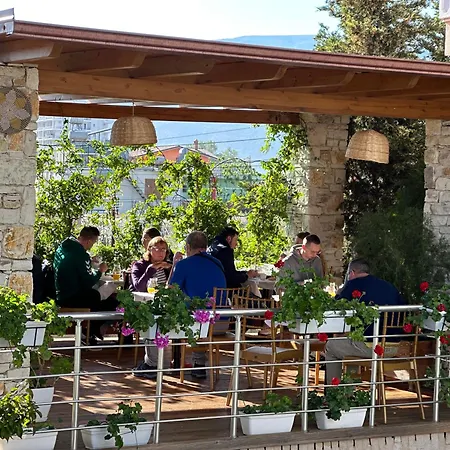 Arial Penthouse מלון דירות