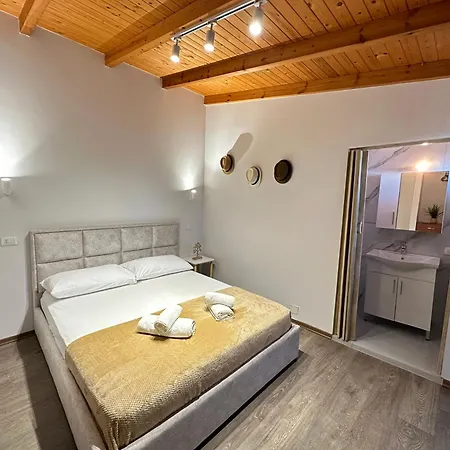Arial Penthouse * Vlorë