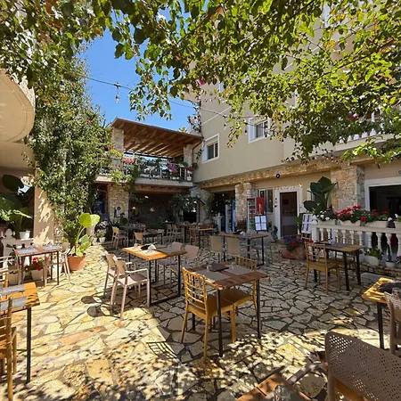 Apartahotel Arial Penthouse Vlorë