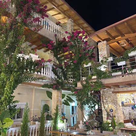 Ξενοδοχείο με διαμερίσματα Arial Penthouse Vlorë