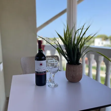 Ξενοδοχείο με διαμερίσματα Arial Penthouse 3*