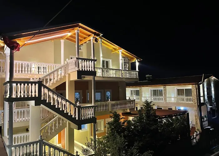 Arial Penthouse 3* Vlore
