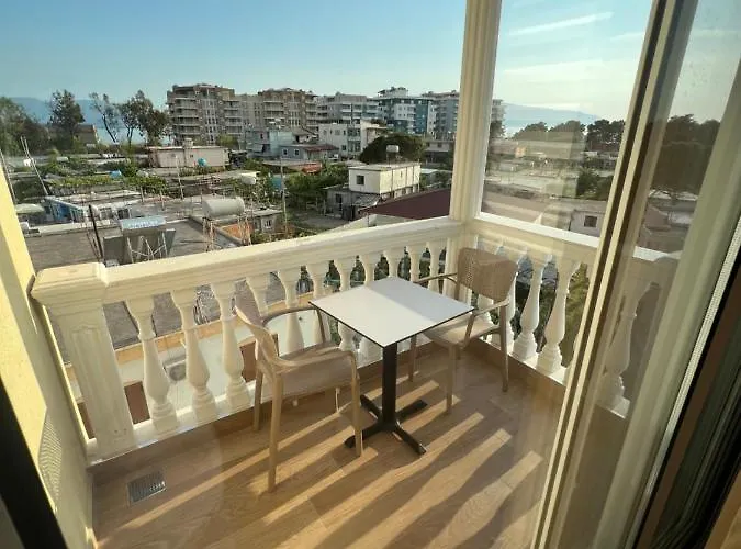 Aparthotel Arial Penthouse 3*