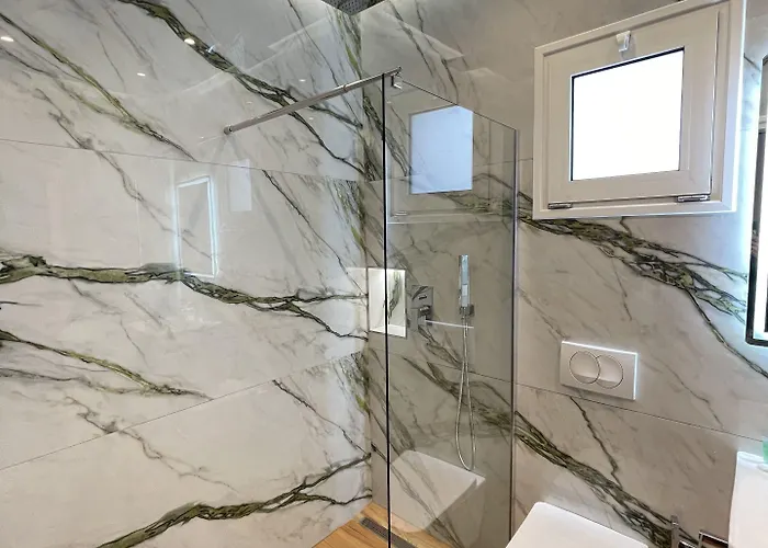 Arial Penthouse Aparthotel Vlore